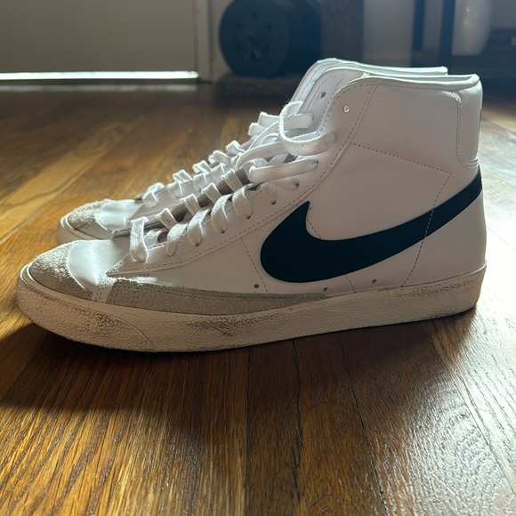 Nike Men’s White Blazer Mid ‘77 Vintage size 13 US - Picture 1 of 3